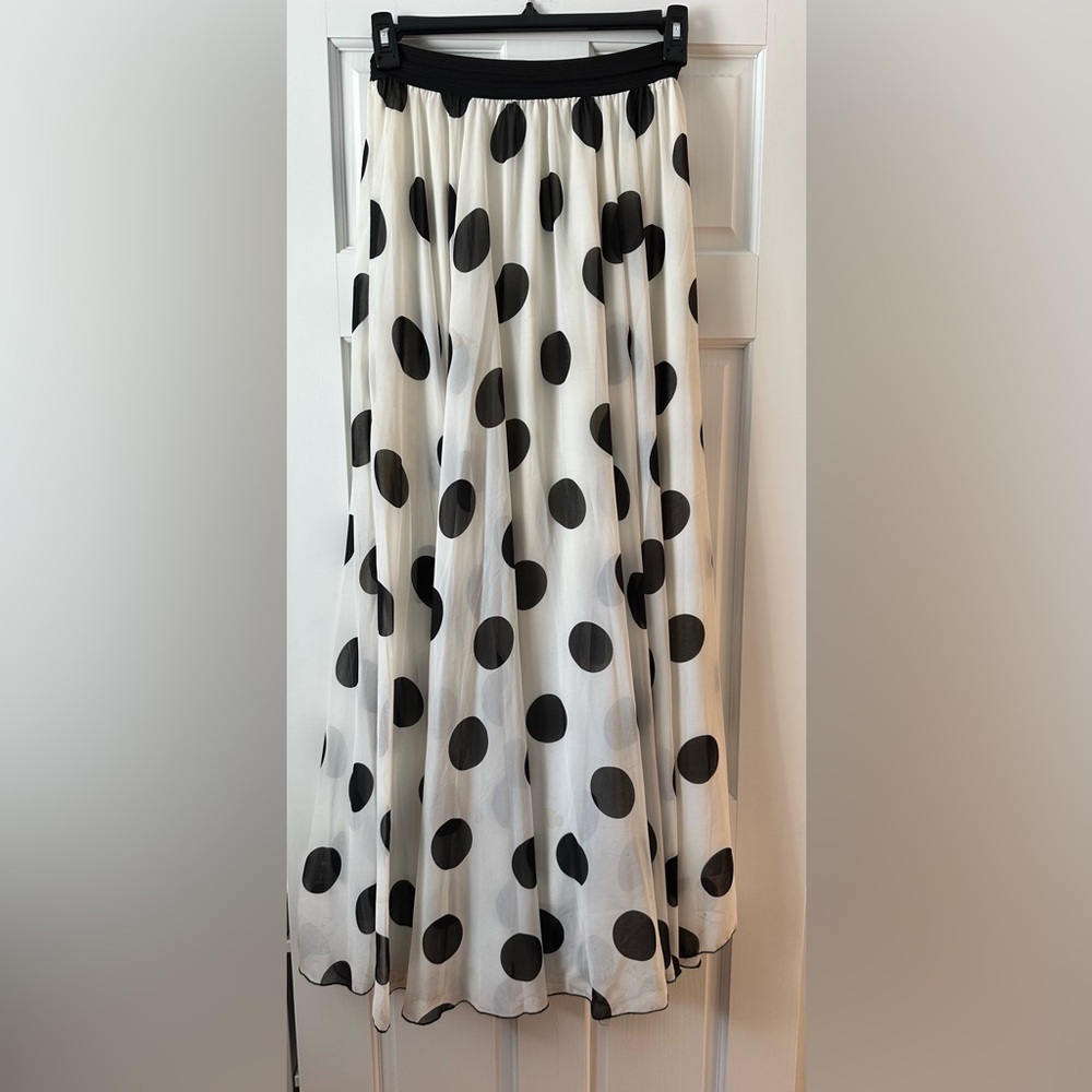 Elegant Black and White Polka Dot A-Line Skirt